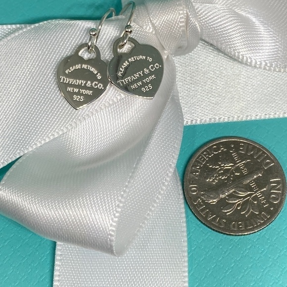 New Return to Tiffany & Co Mini Heart French Hook Earrings 925 Silver W/Box - Picture 3 of 8